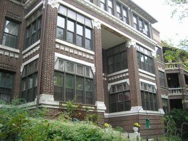 5859 N Kenmore Ave, Unit 2S in Chicago, IL - Building Photo