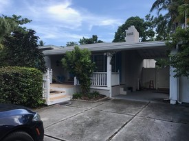 1628-1630 NE 4th Pl in Fort Lauderdale, FL - Foto de edificio - Building Photo