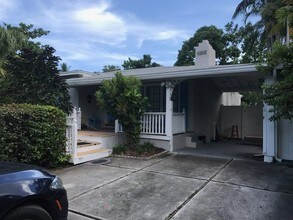 1628-1630 NE 4th Pl in Fort Lauderdale, FL - Building Photo - Building Photo