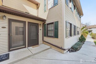 50-10 Prospect St in Metuchen, NJ - Building Photo