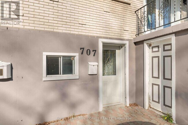 707 Morin St in Ottawa, ON - Building Photo - Building Photo