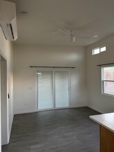 5564 E Camden St in Tucson, AZ - Foto de edificio - Building Photo