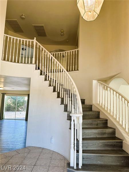 2706 Chokecherry Ave in Henderson, NV - Building Photo - Building Photo