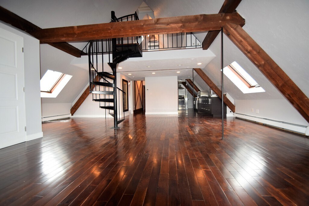 444 Western Ave in Boston, MA - Building Photo