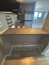 1060 Kamehameha Hwy in Pearl City, HI - Foto de edificio - Building Photo