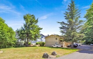 2333 Main St in Ferndale, WA - Building Photo