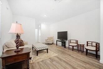 4312 Arctic Tern Cir in Rancho Cordova, CA - Building Photo - Building Photo