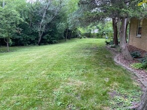 996 Castlegate Ct in Lake Forest, IL - Building Photo - Building Photo