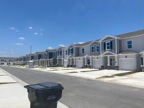 3327 Laurent Lp in Davenport, FL - Building Photo - Building Photo