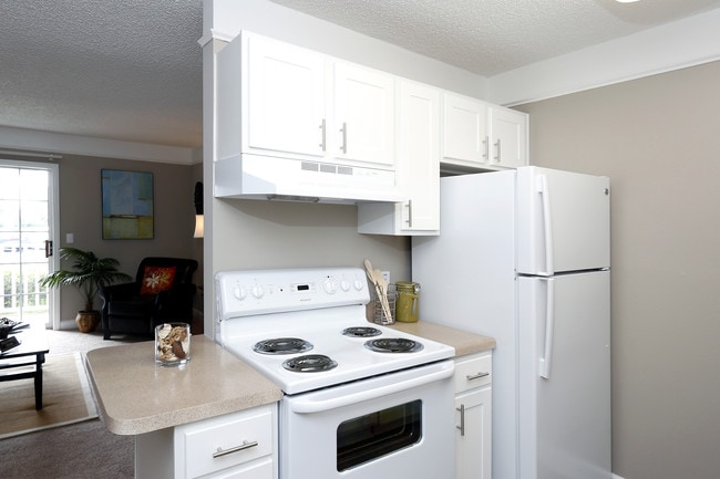 Cape Landing in Myrtle Beach, SC - Building Photo - Interior Photo