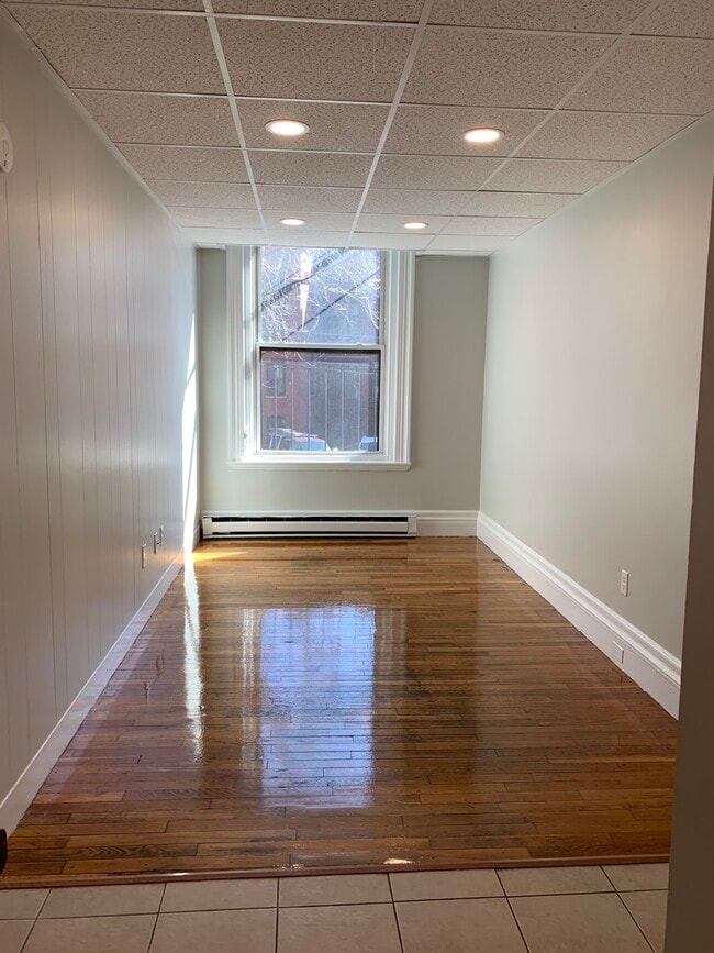 507 Beacon St, Unit 3 in Boston, MA - Building Photo - Building Photo