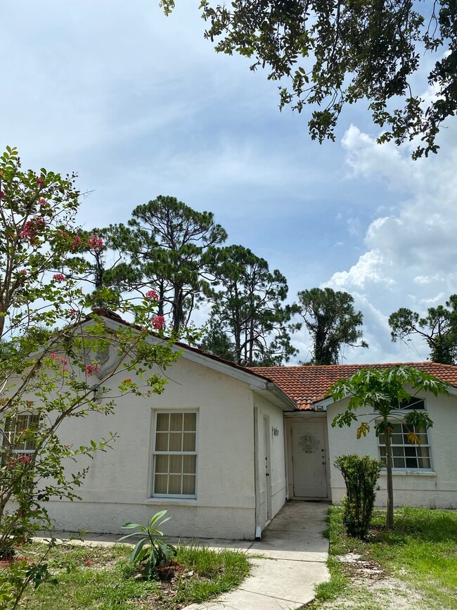 property at 11812 D Allyon Dr