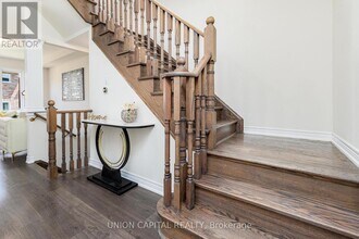 64 Collier Crescent in Markham, ON - Building Photo - Building Photo