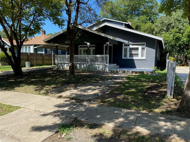 2722 Travis Ave