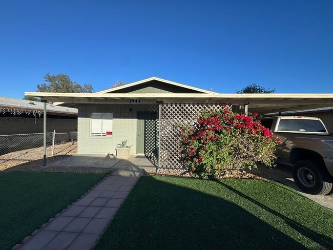 1944 E Robson Cir in Bullhead City, AZ - Building Photo - Building Photo