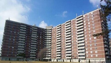 Kennedy Apartments in Toronto, ON - Building Photo - Building Photo