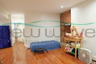 390 Riverway, Unit #2 in Boston, MA - Building Photo - Building Photo