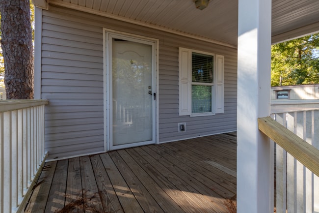 2764 TX-327 in Silsbee, TX - Building Photo - Building Photo