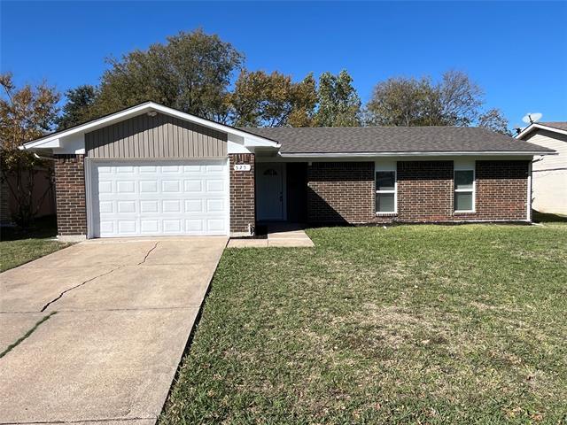 525 Oxford Park in Garland, TX - Foto de edificio