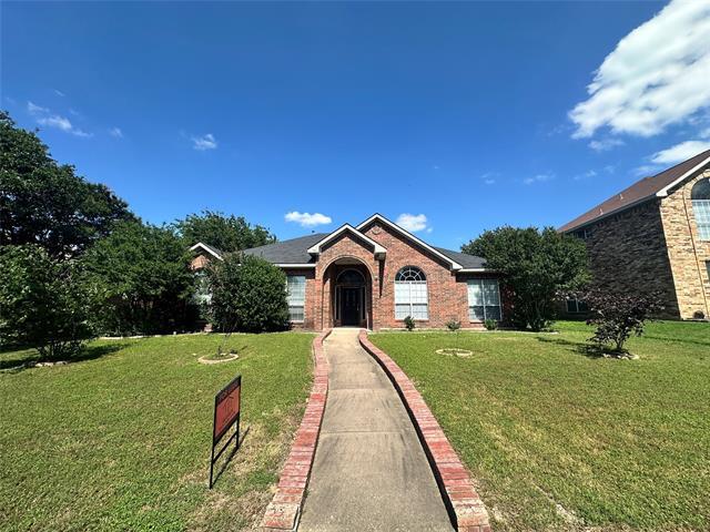 property at 820 Claire View Dr