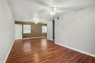 1202 Crane Dr in Euless, TX - Building Photo - Building Photo