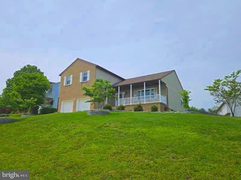 911 Hedgerow Ct in Bel Air, MD - Foto de edificio