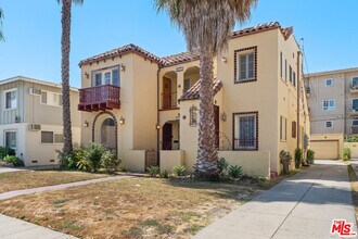 8544 Saturn St in Los Angeles, CA - Building Photo - Building Photo