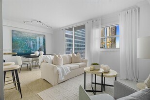 185 SE 14th Terrace in Miami, FL - Building Photo