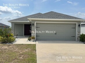 458 Pentas Ln in Haines City, FL - Building Photo - Building Photo