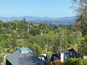 2322 E Ward St in Seattle, WA - Building Photo - Building Photo