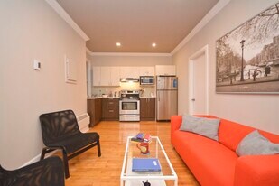 393 Nelson St in Ottawa, ON - Building Photo