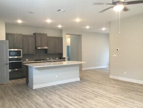 421 Fair Oaks Dr in Georgetown, TX - Building Photo - Building Photo