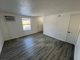 158 Forest St in Fairborn, OH - Building Photo