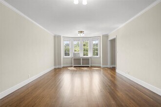 26 East Pkwy in Scarsdale, NY - Building Photo - Building Photo