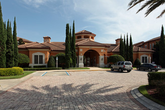 Serenata in Orlando, FL - Foto de edificio - Building Photo