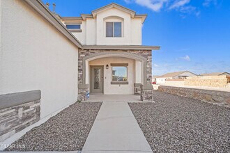 13900 Villa Vista Ave in Horizon City, TX - Building Photo - Building Photo