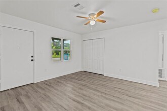 805 19th Ave N in Texas City, TX - Building Photo - Building Photo