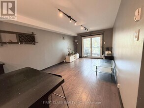 2135 Dufferin St in Toronto, ON - Building Photo - Building Photo