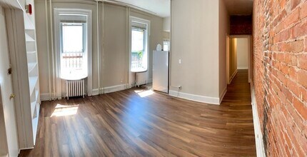 4022 Spruce St, Unit 1 R in Philadelphia, PA - Building Photo - Building Photo