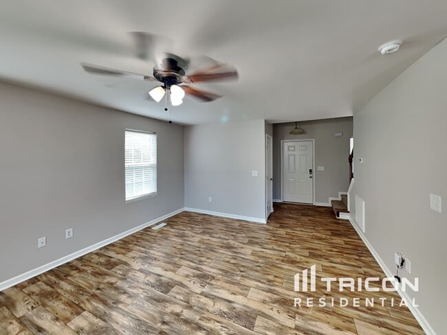 537 Twyla Dr in Lebanon, TN - Building Photo - Building Photo
