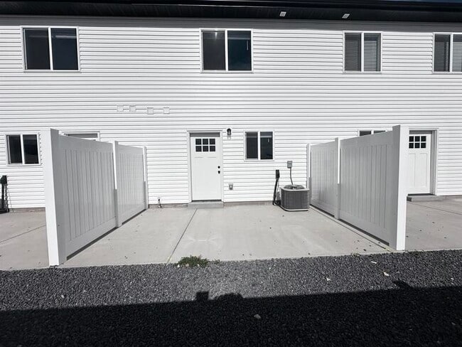 1720 E Main in Tremonton, UT - Building Photo - Building Photo