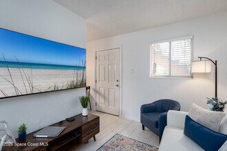 211 Circle Dr in Cape Canaveral, FL - Building Photo - Building Photo