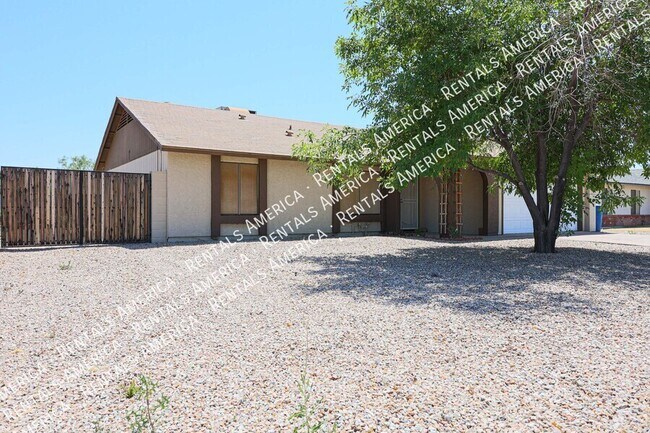 property at 2335 N Evergreen St