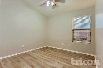 4047 E Tanzanite Ln in San Tan Valley, AZ - Foto de edificio - Building Photo