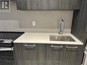 260 Malta Ave. in Brampton, ON - Building Photo - Building Photo