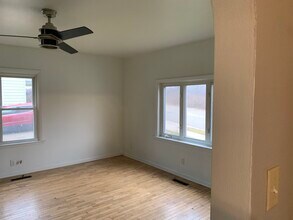 413 Kekoskee St, Unit 1 in Mayville, WI - Building Photo - Building Photo