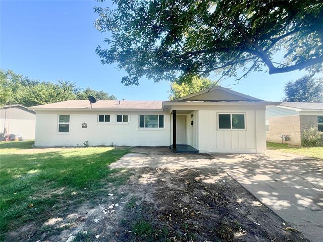 713 Cindy Ln in Grand Prairie, TX - Building Photo