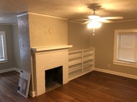 640 E Call St in Tallahassee, FL - Building Photo