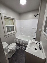 832 N Leroy St in Fenton, MI - Building Photo - Building Photo