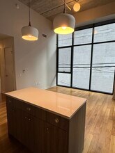 700 N LaSalle St in Chicago, IL - Building Photo - Building Photo